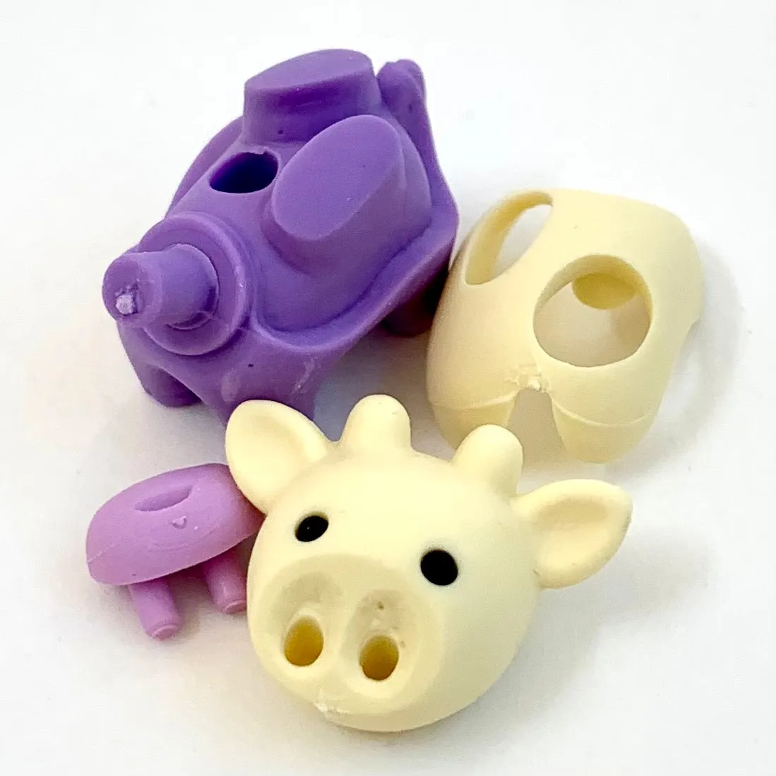 384541 IWAKO Colorz Cows -1 box of 5 Erasers