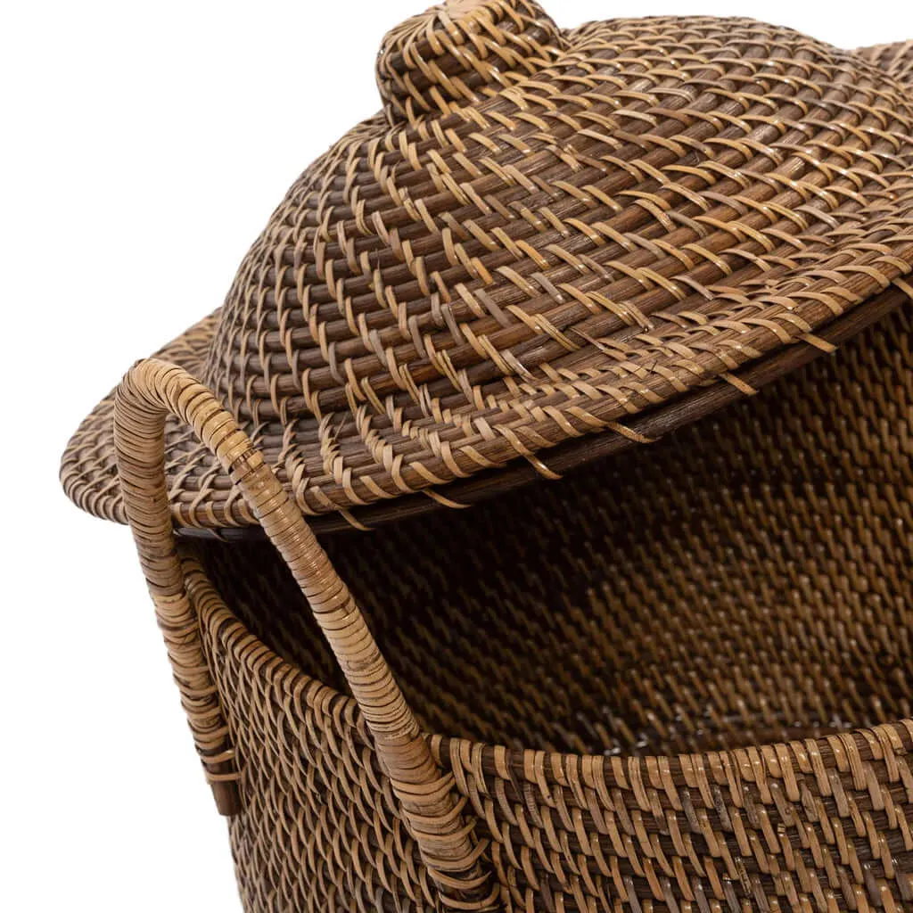 Colonial Basket with Handles