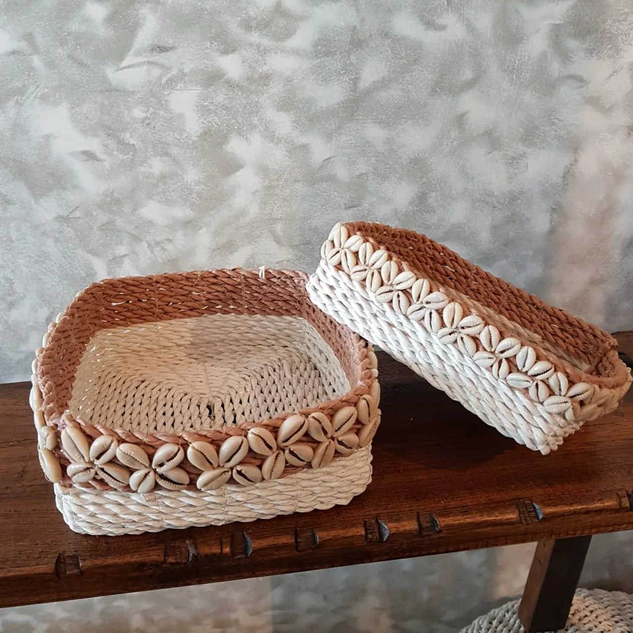 Set 2 Square Small Raffia Basket With Cowrie Shells